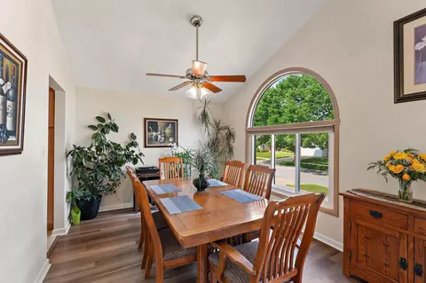 658 Forest Ave, Griffith, IN 46319 photo 10
