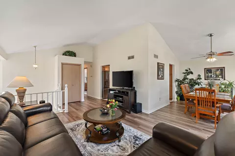 658 Forest Ave, Griffith, IN 46319 photo 9