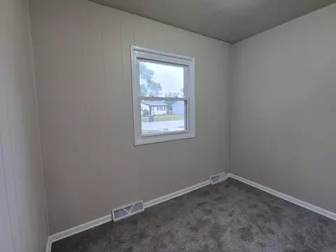 Bedroom - 4233 W 22nd Ave, Gary, IN 46404 photo 1 of 4