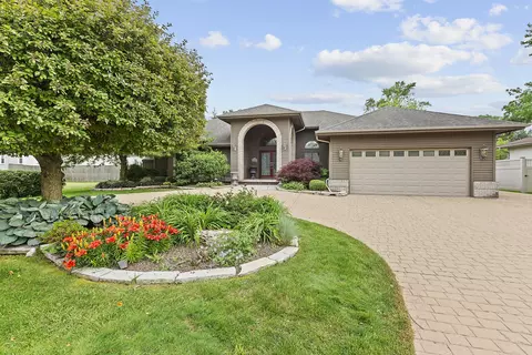 1634 33rd Ave, Munster, IN 46321