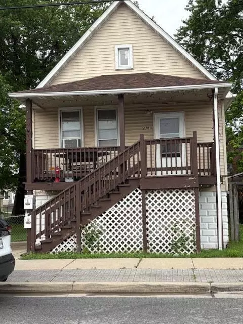 2300 Schrage Ave, Whiting, IN 46394