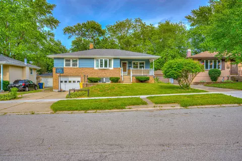 621 N Wheeler St, Griffith, IN 46319 photo 1