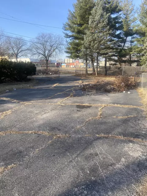 Exterior - 3735 Massachusetts St, Gary, IN 46409 photo 2 of 3