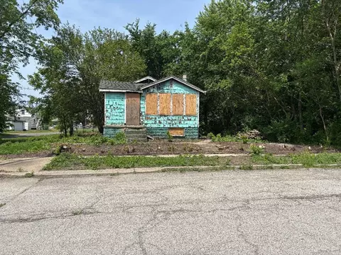 982 Ralston St, Gary, IN 46406 photo 5