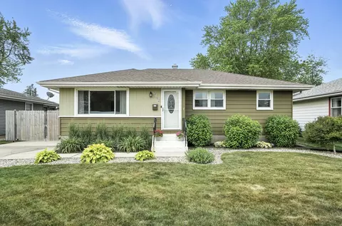 3502 42nd Pl, Highland, IN 46322