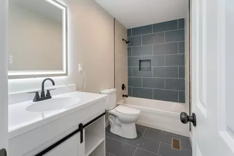1533 Porter St, Gary, IN 46406 photo 24