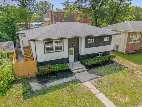 1533 Porter St, Gary, IN 46406 photo 3