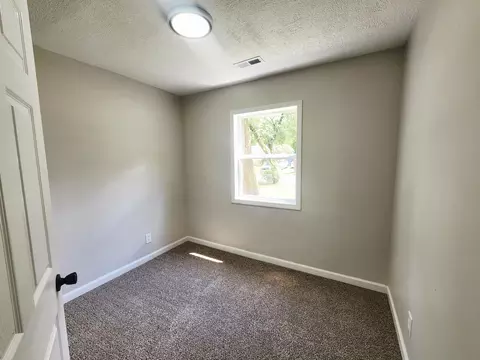 5232 E 13th Ave, Gary, IN 46403 photo 11