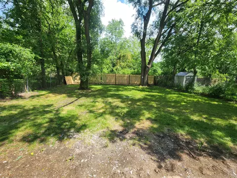 5232 E 13th Ave, Gary, IN 46403 photo 13