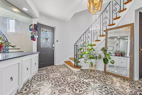 Entry Way - 1648 Davis Ave, Whiting, IN 46394 photo 1 of 4
