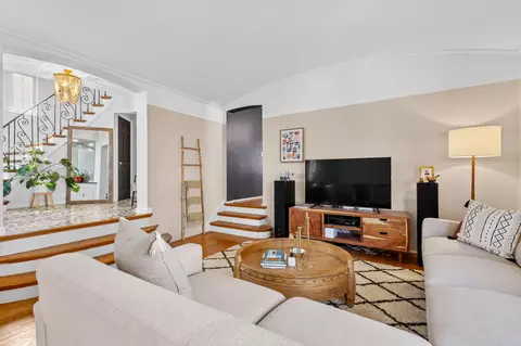 Living - 1648 Davis Ave, Whiting, IN 46394 photo 1 of 6