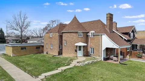 Exterior - 1648 Davis Ave, Whiting, IN 46394 photo 2 of 5