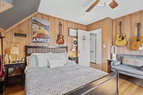 Bedroom - 1648 Davis Ave, Whiting, IN 46394 photo 6 of 7