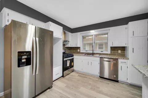 212 Timrick Dr, Munster, IN 46321 photo 2