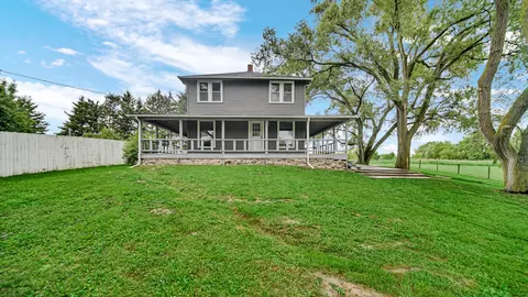 631 W 350, Valparaiso, IN 46385