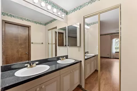 5015 Spinnaker Ln #B, Crown Point, IN 46307 photo 9