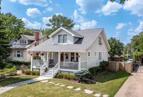 1539 Ridge Rd, Munster, IN 46321