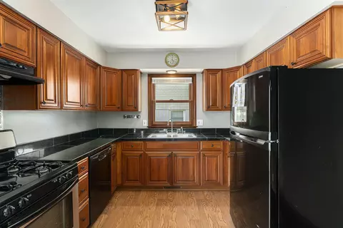 821 Harrison Pl, Dyer, IN 46311 photo 5