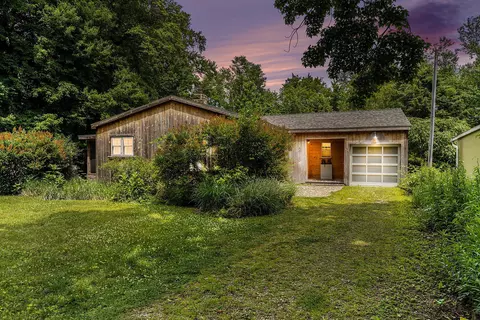 215 S Broadway, Beverly Shores, IN 46301