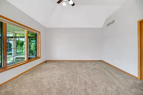 9932 Margo Ln, Munster, IN 46321 photo 13