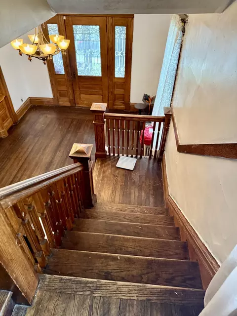 Entry Way - 4 Warren St, Hammond, IN 46320 photo 8 of 8