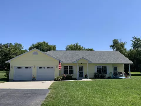 409 S Jefferson St, Hebron, IN 46341