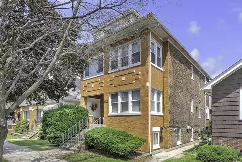 1305 W Fred St, Whiting, IN 46394
