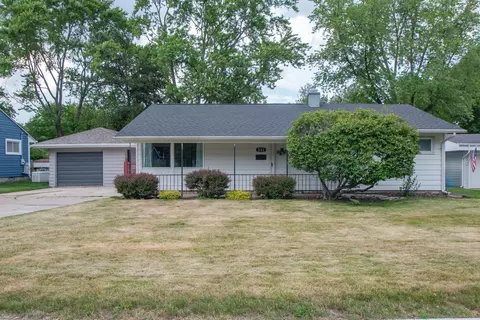 Exterior - 533 214th St, Dyer, IN 46311 photo 2 of 10