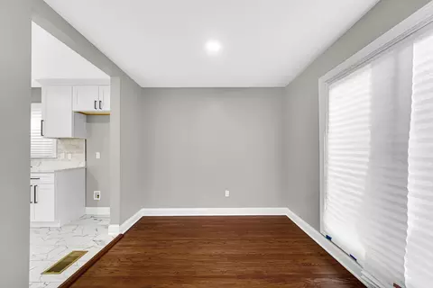 Living - 1201 W 21st Ave, Gary, IN 46407 photo 3 of 4