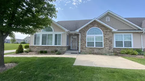 5225 E 109th Pl, Crown Point, IN 46307 photo 3