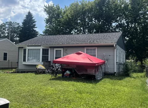 730 Juniper Rd # -1, Valparaiso, IN 46385