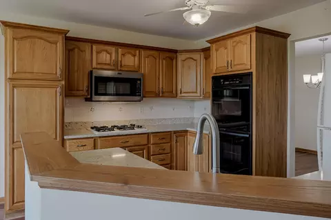 960 Ryan Ct, Crown Point, IN 46307 photo 8
