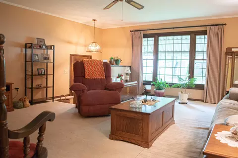 220 Cedar St, Crown Point, IN 46307 photo 5