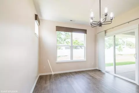2801 Stirling Dr, Valparaiso, IN 46383 photo 12