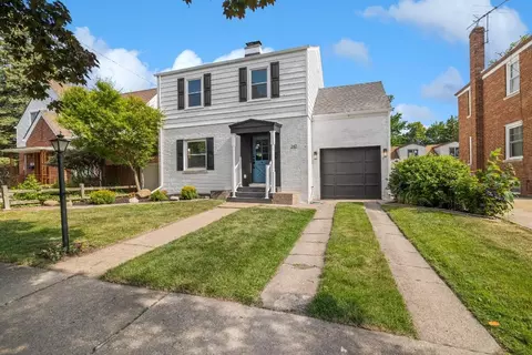 247 Fairbanks Pl, Munster, IN 46321