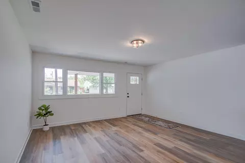624 New Jersey St, Gary, IN 46403 photo 8