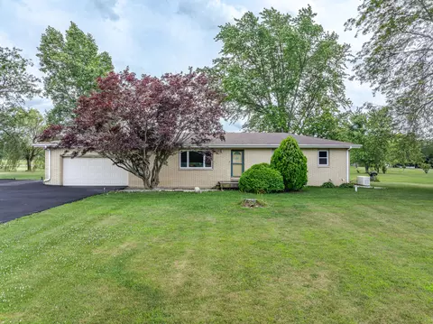 452 W 100, Valparaiso, IN 46385