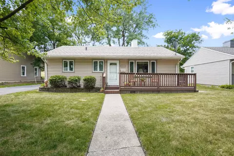 8132 Wicker Park Dr, Highland, IN 46322