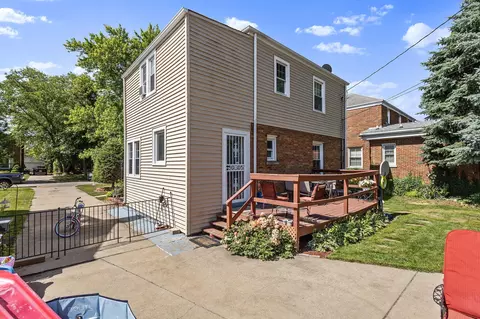 Exterior - 223 Gregory Ave, Munster, IN 46321 photo 6 of 11