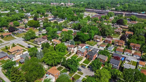 View/Area - 223 Gregory Ave, Munster, IN 46321 photo 9 of 9