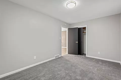 Bedroom - 1018 Myrtle Ave, Whiting, IN 46394 photo 1 of 3