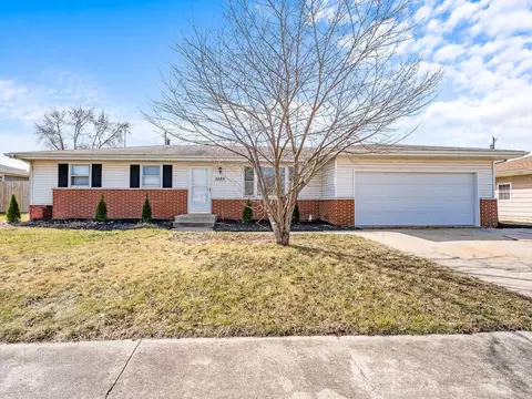 5589 Robbins Ave, Portage, IN 46368