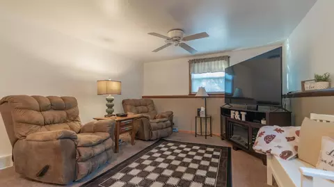 125 Minter Dr, Griffith, IN 46319 photo 21