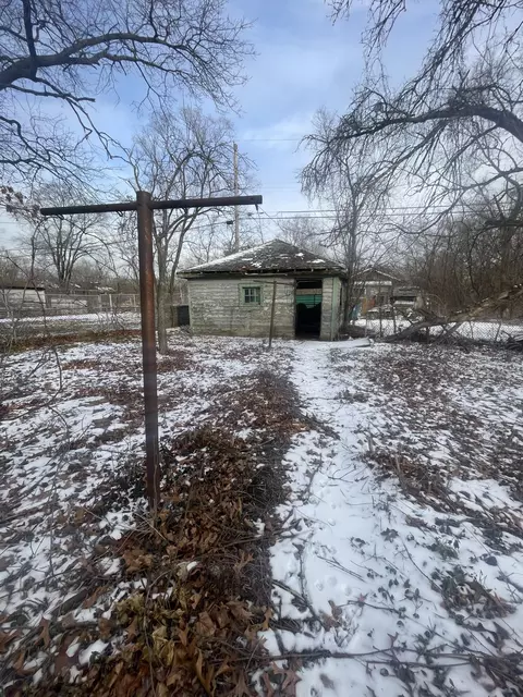 3915 Madison St, Gary, IN 46408 photo 6