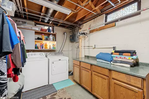 8720 Oak Ave, Gary, IN 46403 photo 15