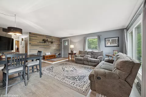 8720 Oak Ave, Gary, IN 46403 photo 5