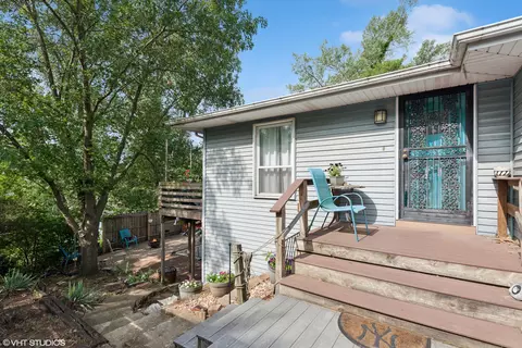 8720 Oak Ave, Gary, IN 46403 photo 3