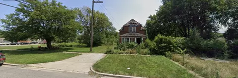 1123 Garfield St, Gary, IN 46404 photo 2