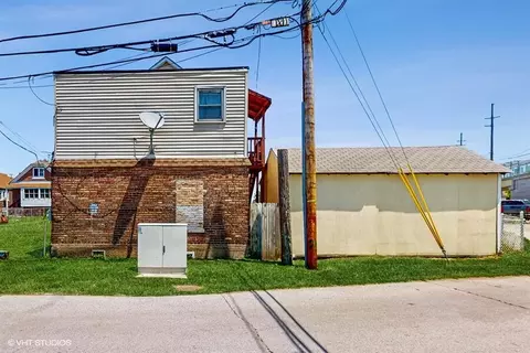 Exterior - 2140 Indianapolis Blvd, Whiting, IN 46394 photo 2 of 7