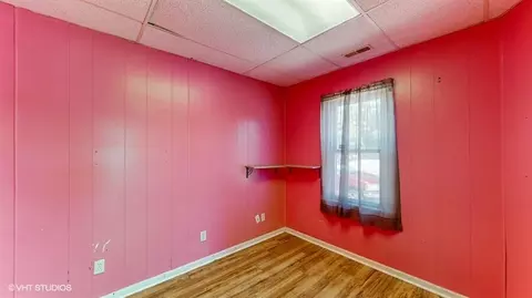 Bedroom - 2140 Indianapolis Blvd, Whiting, IN 46394 photo 14 of 21